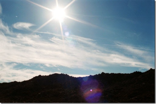 US-CA-San-Diego-desert-hexagonal-and-star-lens-flare-from-sun-MB