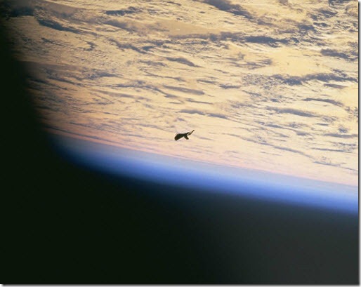 sts883